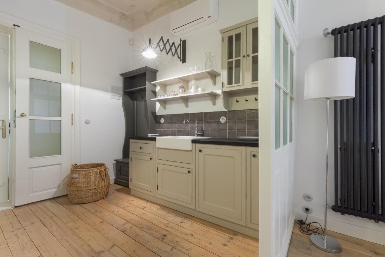 Apartments 1620Yr Τρνάβα Εξωτερικό φωτογραφία